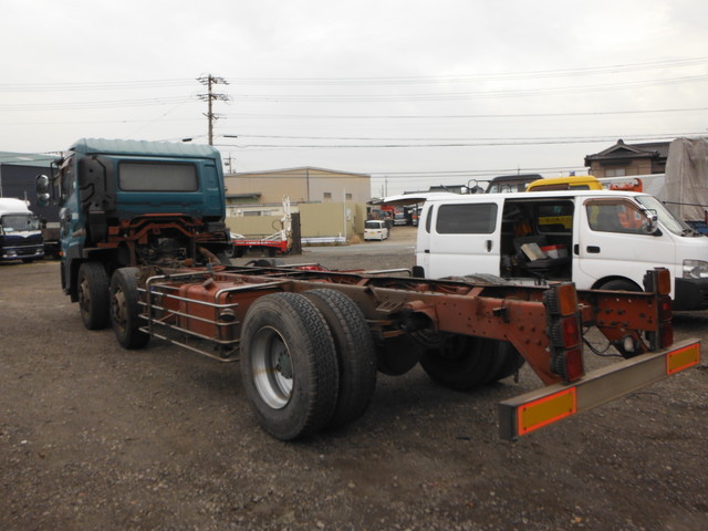 Nissan UD big_thumb Large Other special trucks ADG-CV2YL(1142) 4枚目
