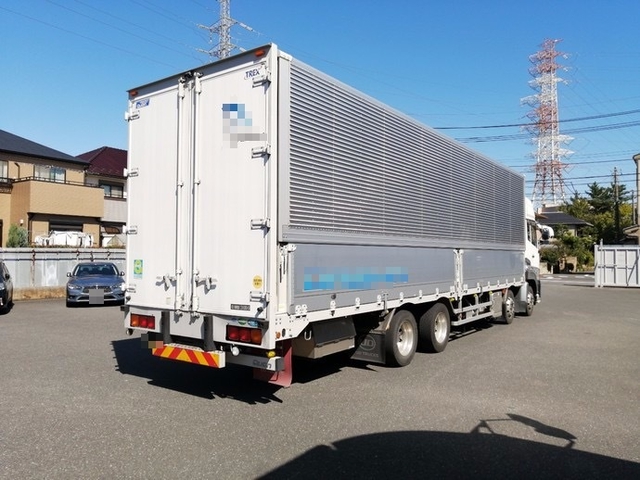 UDトラックス（日産） クオン 大型 ウィング QKG-CG5ZA(3792) 7枚目