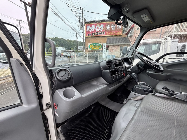 Toyota toyoace Small Flat body 2RG-XZC605(108618) 39枚目