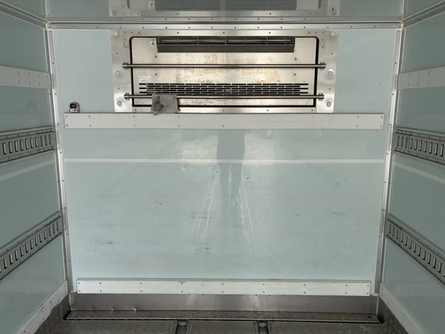 Mitsubishi Fuso fighter 6studs large Freezer box_body 2KG-FK65FY(108920) 14枚目