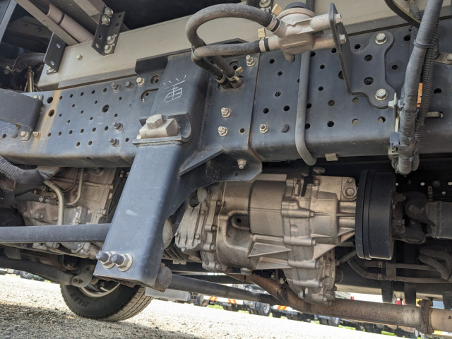 いすゞ エルフ 小型 冷蔵冷凍バン 2PG-NPS88AN(109139) 28枚目