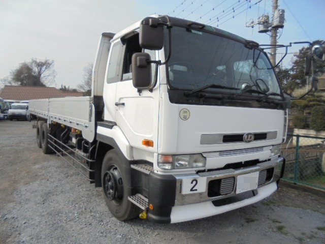 UDトラックス（日産） ビッグサム 大型 平ボディ KC-CD53CVH(9406) 1枚目