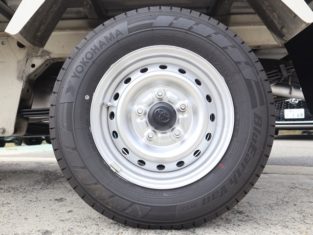 トヨタ ライトエース 小型 平ボディ DBF-S402U(109752) 25枚目
