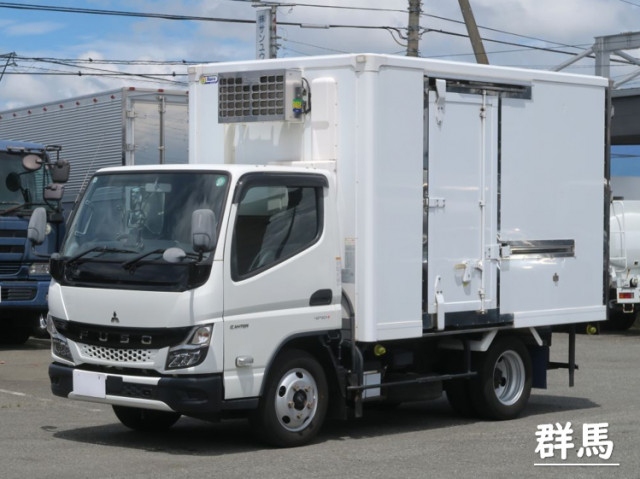 Mitsubishi Fuso canter Small Freezer box_body 2RG-FBAV0(88983) 1枚目