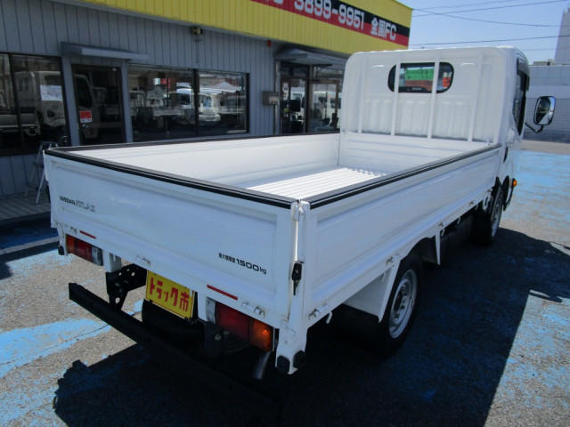 日産自動車 アトラス 小型 平ボディ CBF-SQ2F24(105368) 3枚目