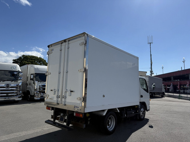 三菱ふそう キャンター 小型 冷蔵冷凍バン TPG-FBA50(110263) 8枚目