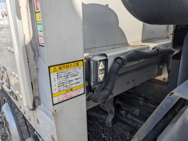 UDトラックス（日産） クオン 大型 ウィング 2PG-CG5CA(105371) 50枚目
