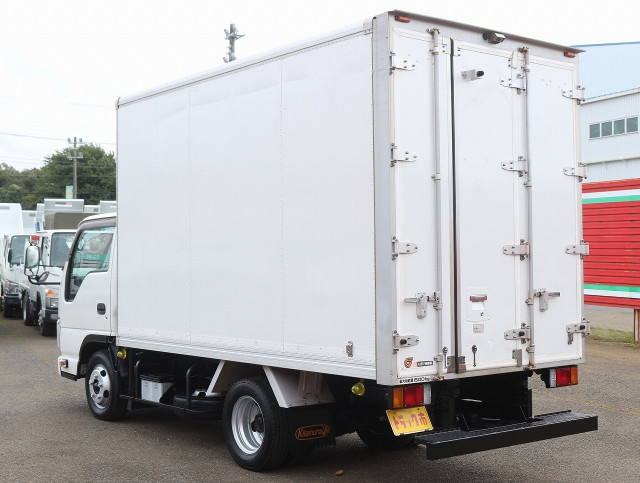 いすゞ エルフ 小型 バン TPG-NHR85AN(113565) 2枚目