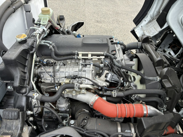 三菱ふそう キャンター 小型 冷蔵冷凍バン 2RG-FBA20(106380) 47枚目