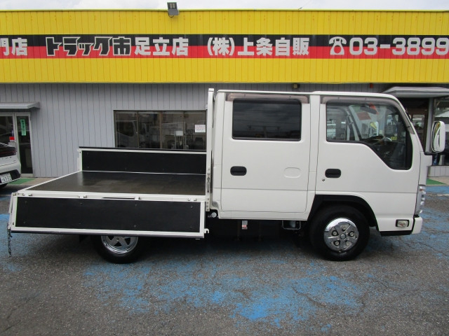 いすゞ エルフ 小型 Wキャブ 2RG-NJR88A(109070) 9枚目