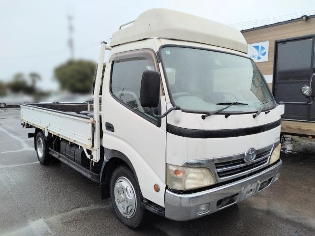 トヨタ ダイナ 小型 平ボディ BDG-XZU414(113576) 3枚目