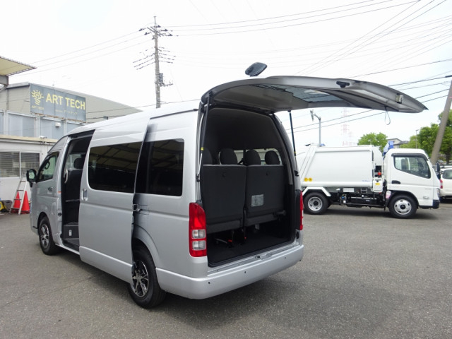 Toyota Small Buses 3DF-GDH223B(92019) 6枚目