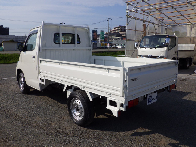 トヨタ タウンエース 小型 平ボディ 5BF-S403U(105379) 2枚目