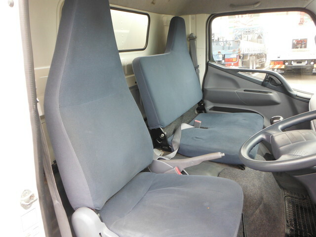 Mitsubishi Fuso canter Small Box body TKG-FEB50(34632) 44枚目