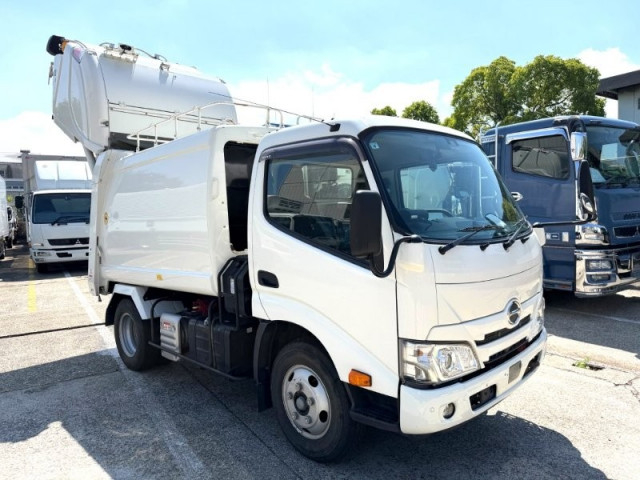 日野 デュトロ 小型 塵芥車（プレス式） 2RG-XZU605X(110404) 6枚目
