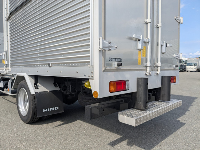 Hino dutro Small Box body 2KG-XZU655M(107323) 5枚目