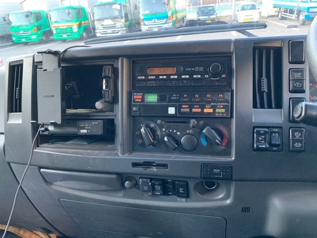 日野 レンジャー 中型 平ボディ（クレーン付） PKG-FRR90S2(2974) 17枚目