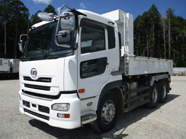UDトラックス（日産） クオン 大型 土砂ダンプ QKG-CW5XL(36857) 1枚目