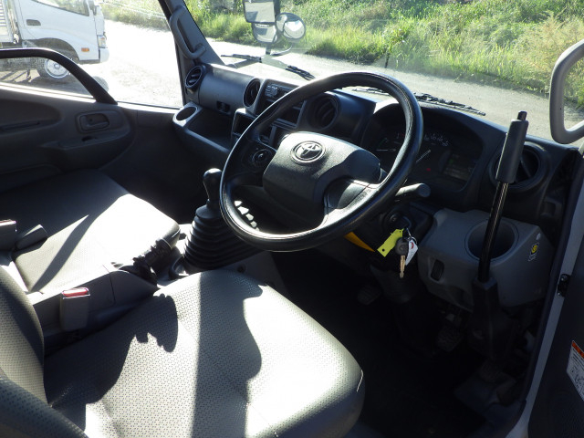トヨタ トヨエース 小型 土砂ダンプ 2RG-XZC600D(112610) 6枚目