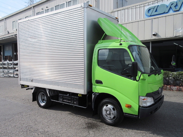 トヨタ ダイナ 小型 バン TKG-XZC605(8359) 2枚目