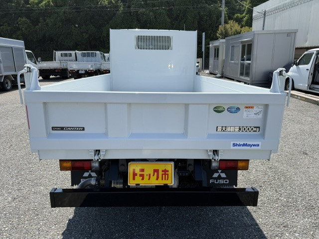 三菱ふそう キャンター 小型 土砂ダンプ 2RG-FBA60(108422) 8枚目