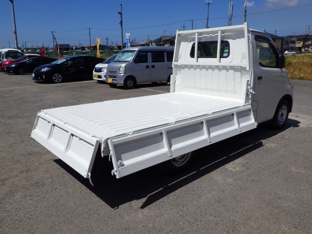 トヨタ ライトエース 小型 平ボディ DBF-S402U(110677) 22枚目