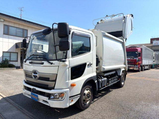 日野 レンジャー 中型 塵芥車（プレス式） 2KG-FC2ABA(111704) 5枚目