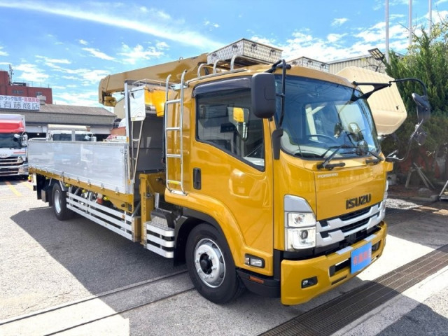 いすゞ フォワード 増トン 平ボディ（クレーン付） 2RG-FTR90U2(109506) 2枚目