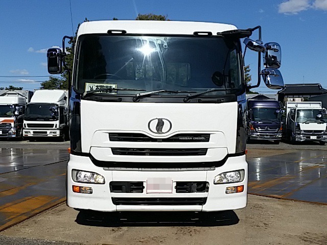 UDトラックス（日産） クオン 大型 トラクタ ADG-GW4XLG(8207) 6枚目
