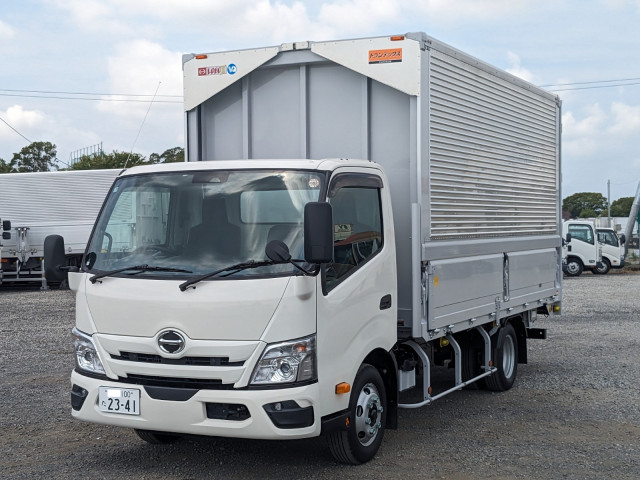 日野 デュトロ 小型 ウィング 2WG-XZU713N(110915) 1枚目