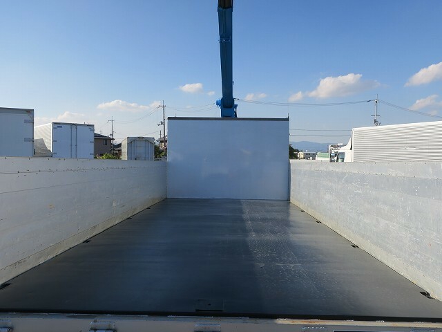 三菱ふそう ファイター 増トン 平ボディ（クレーン付） PDG-FK62FY(35550) 9枚目