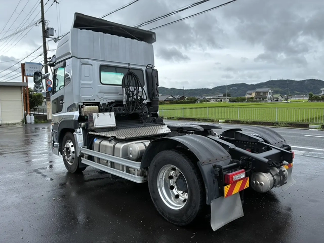 日産自動車 クオン 大型 トラクタ 2PG-GK5AAD(111415) 7枚目