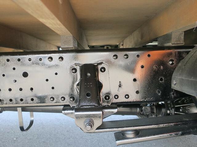 いすゞ エルフ 小型 平ボディ 2RG-NPR88AR(40160) 10枚目