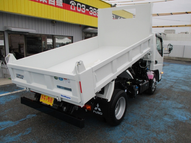 三菱ふそう キャンター 小型 土砂ダンプ 2RG-FBA60(111648) 2枚目