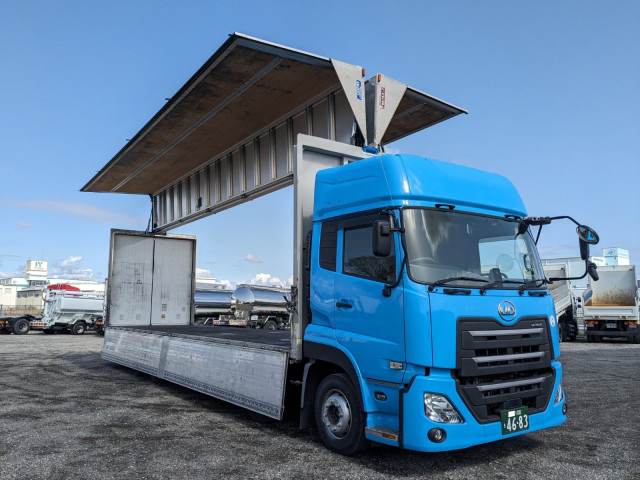UDトラックス（日産） クオン 大型 ウィング 2PG-CG5CA(105371) 36枚目