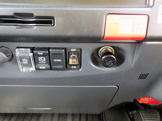 いすゞ エルフ 小型 バン 2RG-NPR88AN(110064) 22枚目