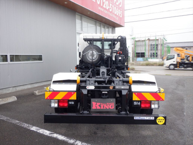 日野 レンジャー 増トン コンテナ専用車 2KG-GD2ABA(106581) 4枚目