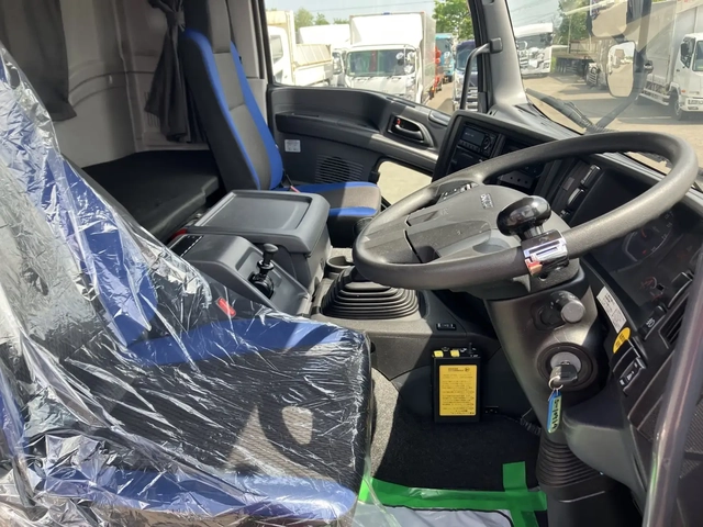 いすゞ ギガ 大型 土砂ダンプ QPG-CXZ77BT(107114) 22枚目