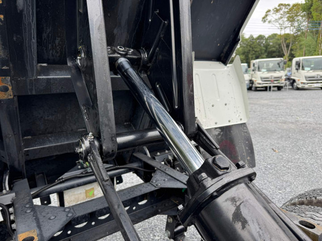 いすゞ エルフ 小型 土砂ダンプ TPG-NJR85AN(112355) 18枚目