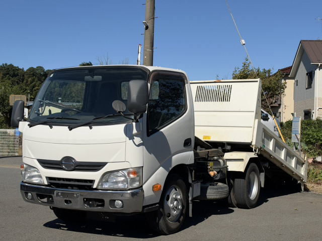 日野 デュトロ 小型 土砂ダンプ TKG-XZU620T(114024) 1枚目
