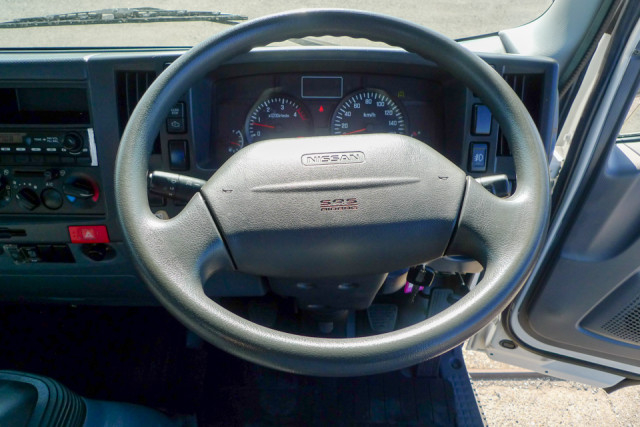 日産自動車 アトラス 小型 平ボディ（クレーン付） SKG-APR85AR(99623) 32枚目