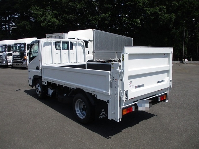 三菱ふそう キャンター 小型 平ボディ 2RG-FBA20(39282) 4枚目