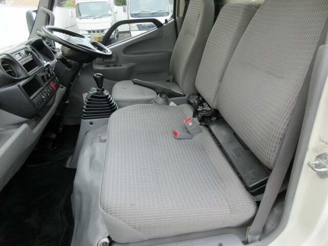 日野 デュトロ 小型 バン TKG-XZU645(6629) 37枚目