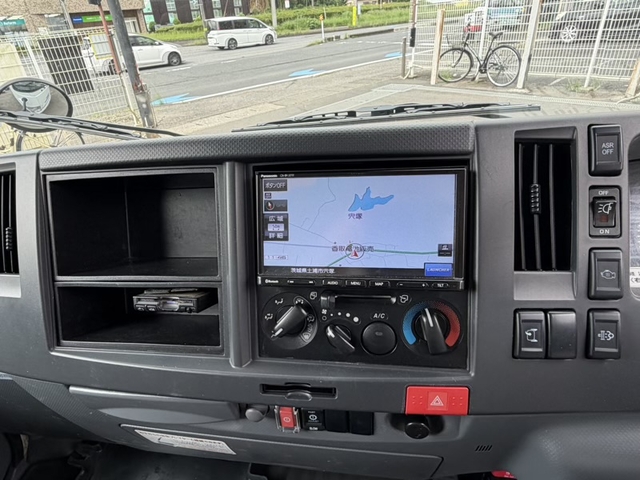 いすゞ エルフ 小型 バン TPG-NLR85AN(112015) 56枚目