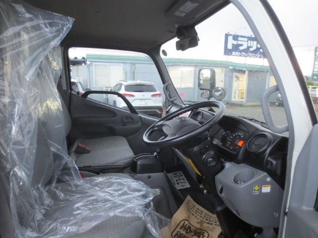 トヨタ トヨエース 小型 冷蔵冷凍バン TKG-XZC605(98581) 17枚目