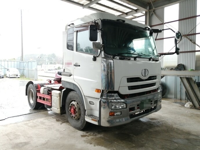 UDトラックス（日産） クオン 大型 トラクタ QKG-GK5XAB(5622) 1枚目