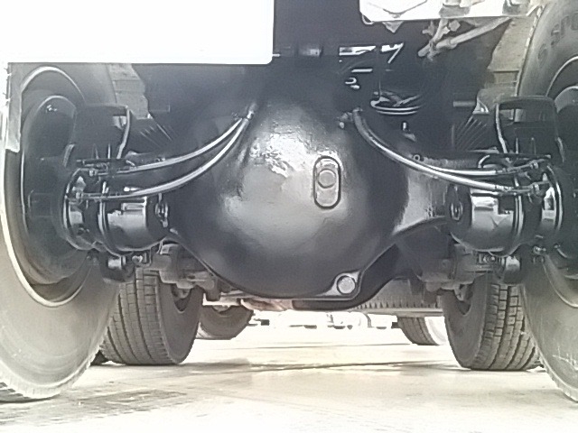 UDトラックス（日産） ビッグサム 大型 トラクタ KL-CW542HHT(8233) 40枚目