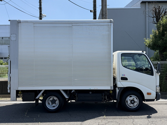 トヨタ ダイナ 小型 バン TPG-XZU605(109345) 4枚目