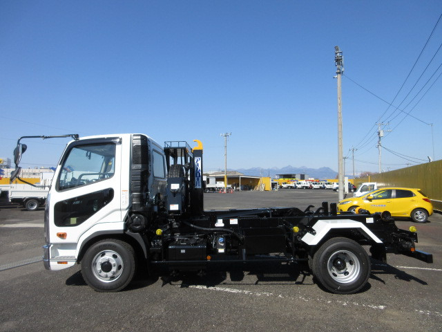 Mitsubishi Fuso fighter Middle Arm roll trucks 2KG-FK72F(99908) 5枚目