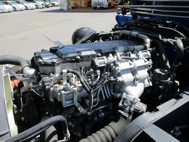 三菱ふそう ファイター 増トン 平ボディ（クレーン付） 2KG-FK62FZ(9628) 27枚目